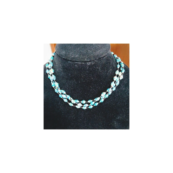 Elegant Blue Beaded Necklace Made In Uganda Ethnic Inspired - Picture 2 of 6